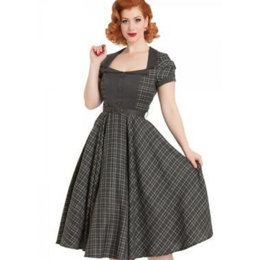 Voodoo Vixen Ella Flare Swing Tartan NWT Medium